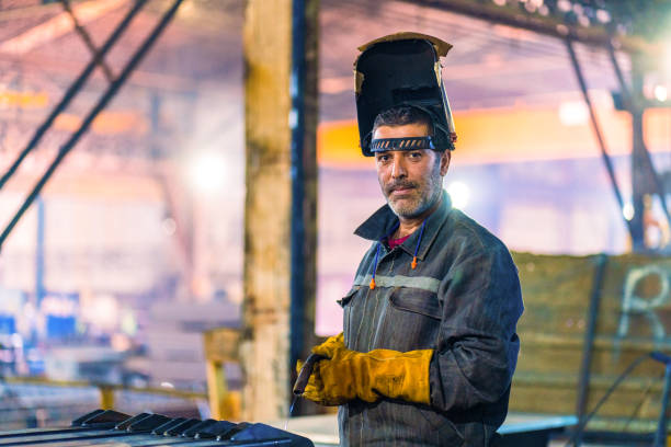  Bell Nyon, CA Welder Pros